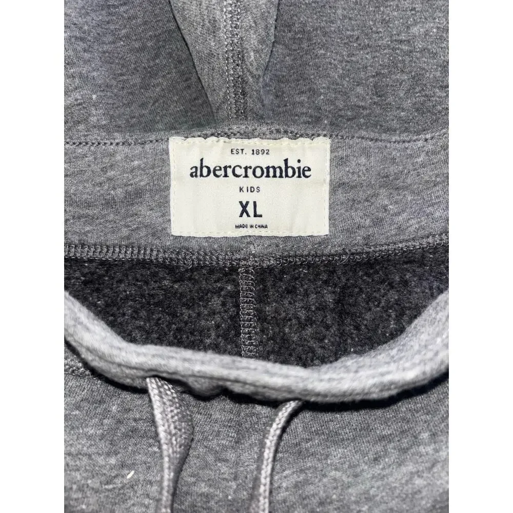 Boys Abercrombie shorts